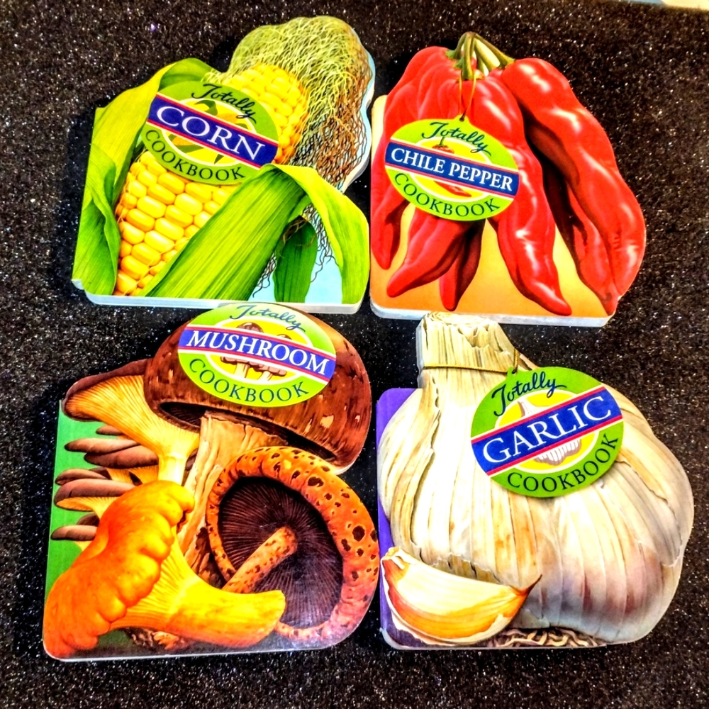 Four Adorable Small Veggie-Shaped Cookbooks Totally Cookbooks Series Vintage Y2K